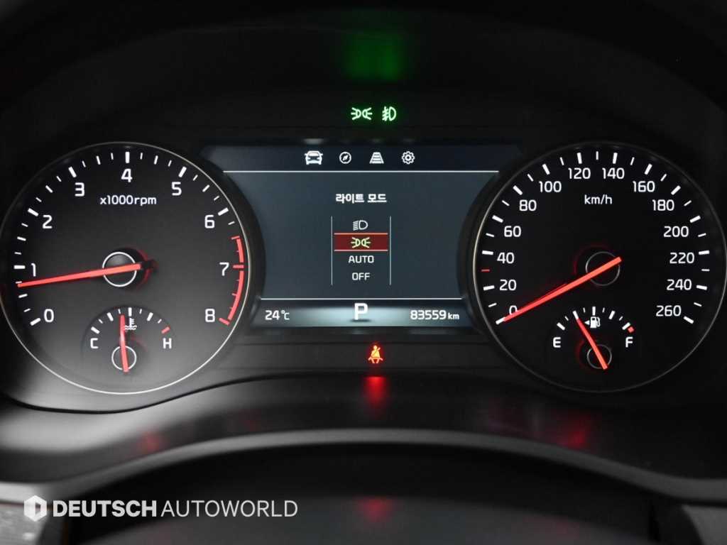 KIA K7 - Vista 10