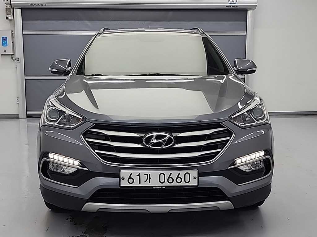 HYUNDAI Santa Fe - Vista 3