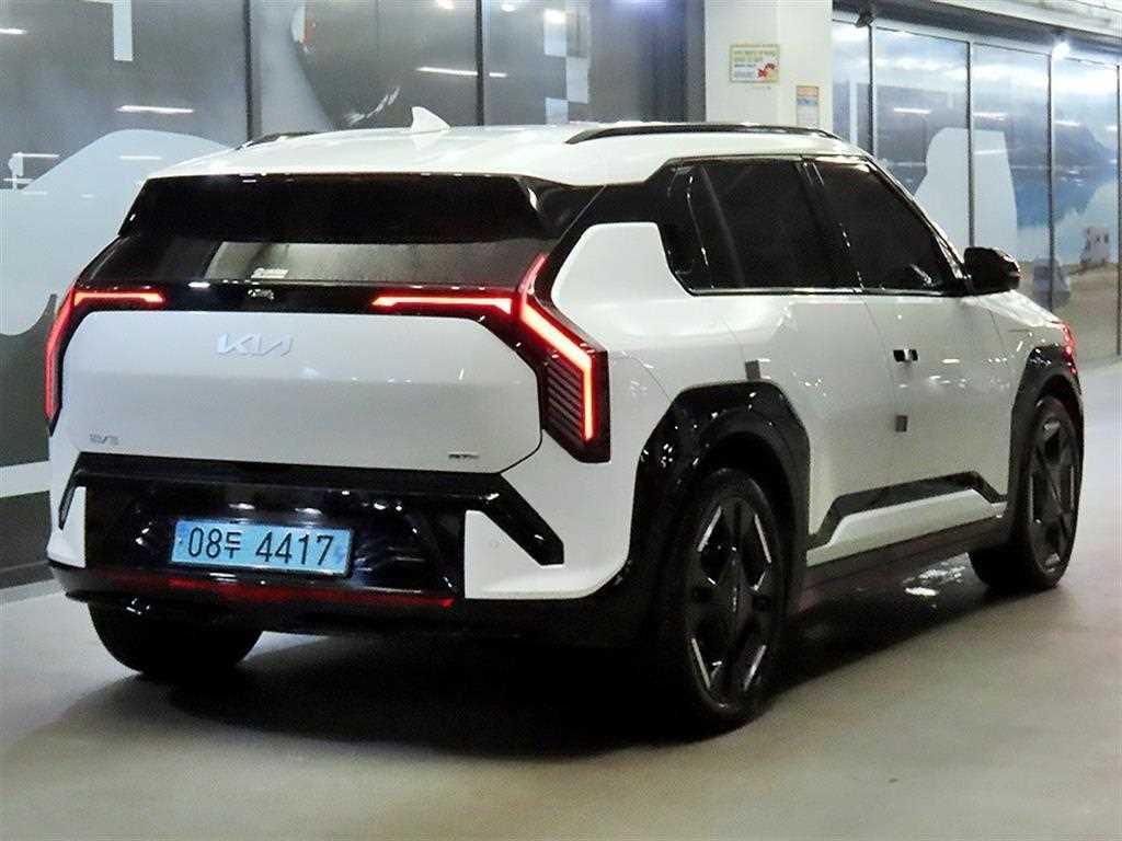 KIA EV3 - Vista 4