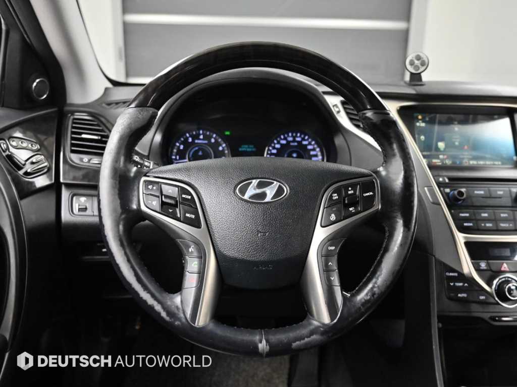 HYUNDAI Grandeur 2014 Negro - Importación desde Corea - HF Imports Iquique - Foto 13