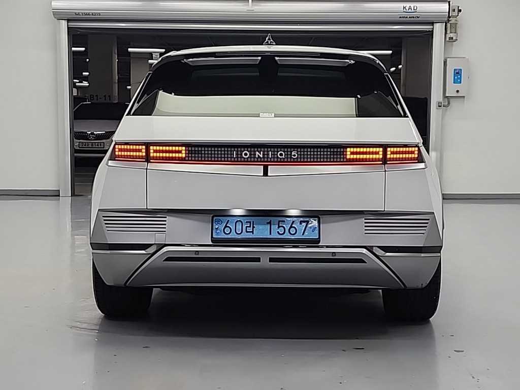 HYUNDAI Ioniq 5 - Vista 3