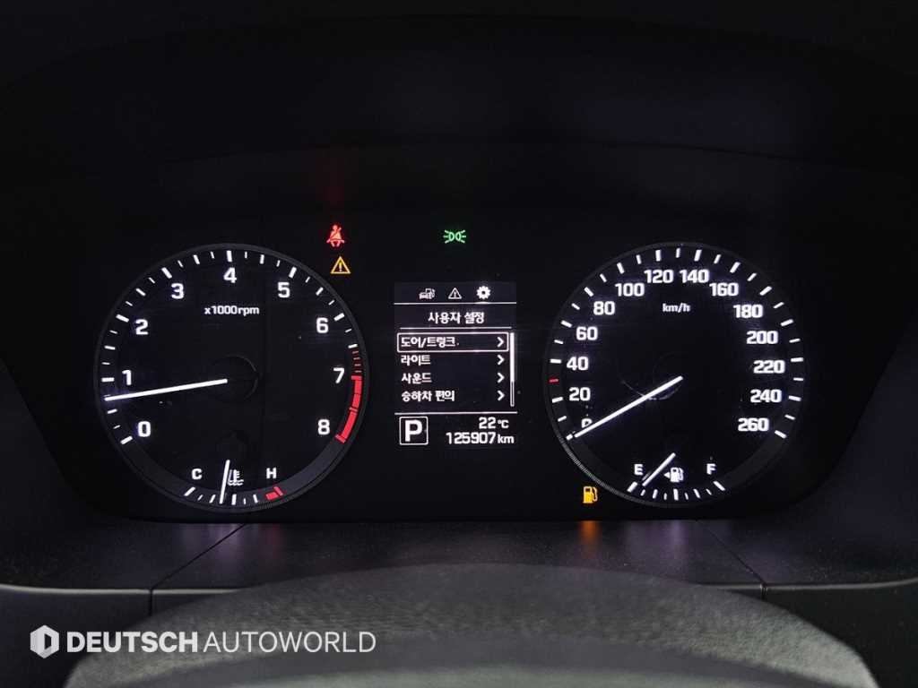 HYUNDAI Sonata - Vista 8
