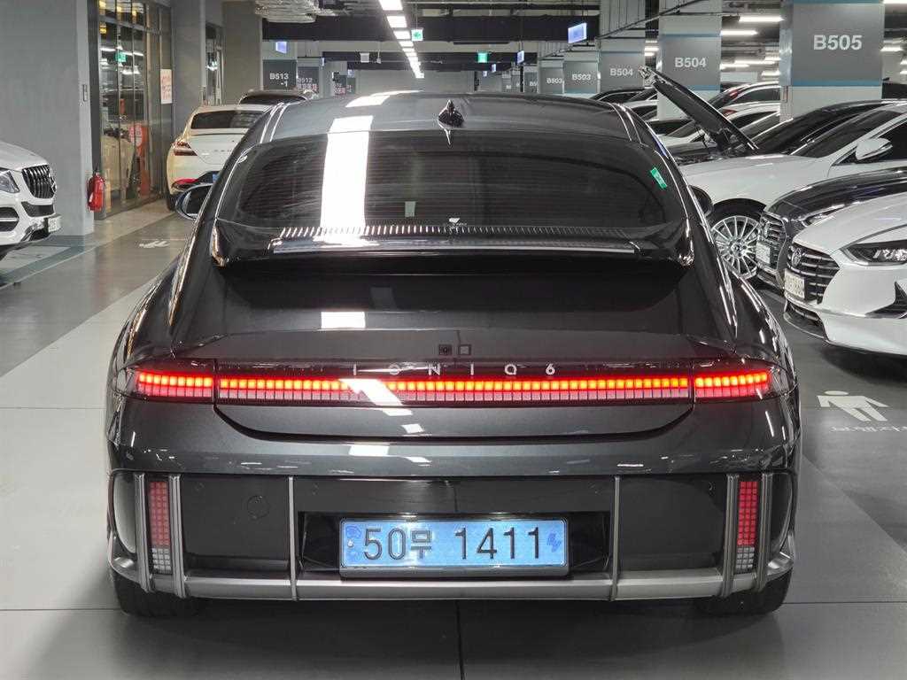 HYUNDAI Ioniq 6 - Vista 5