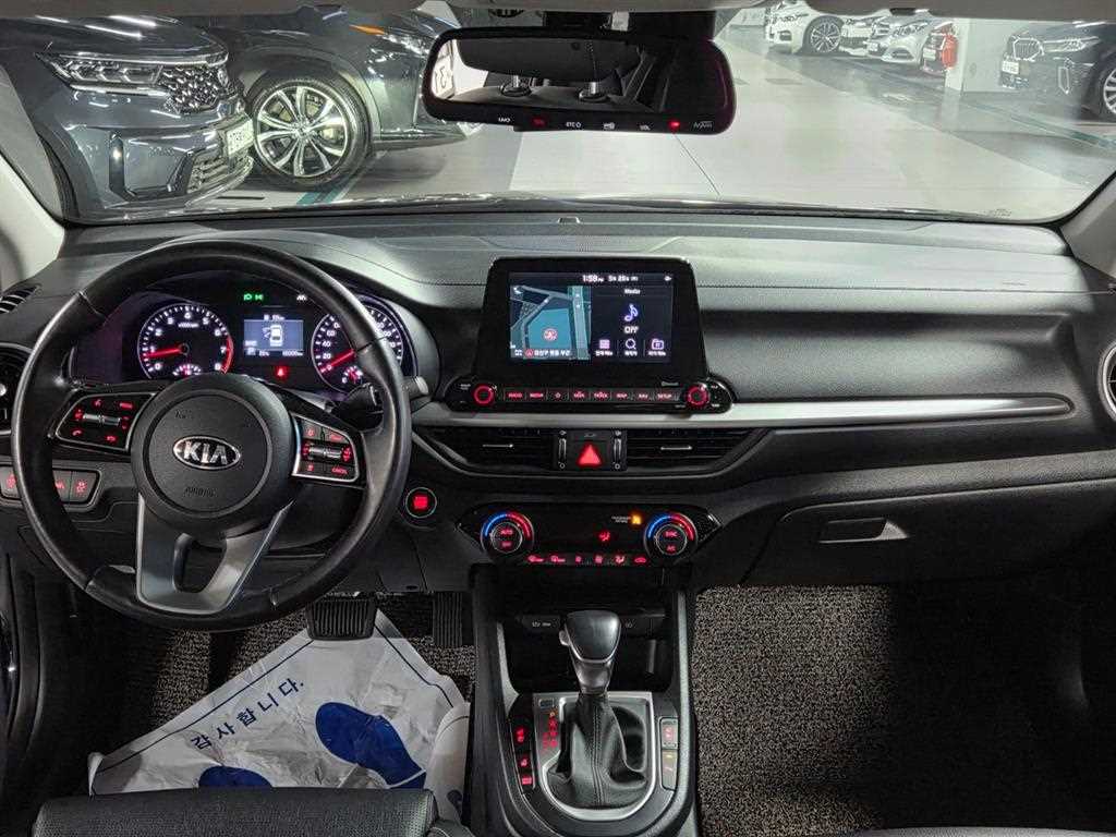 KIA K3 - Vista 7