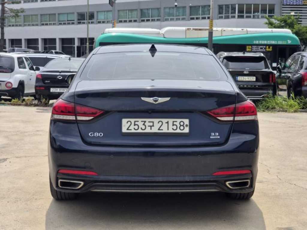 Genesis G80 - Vista 11