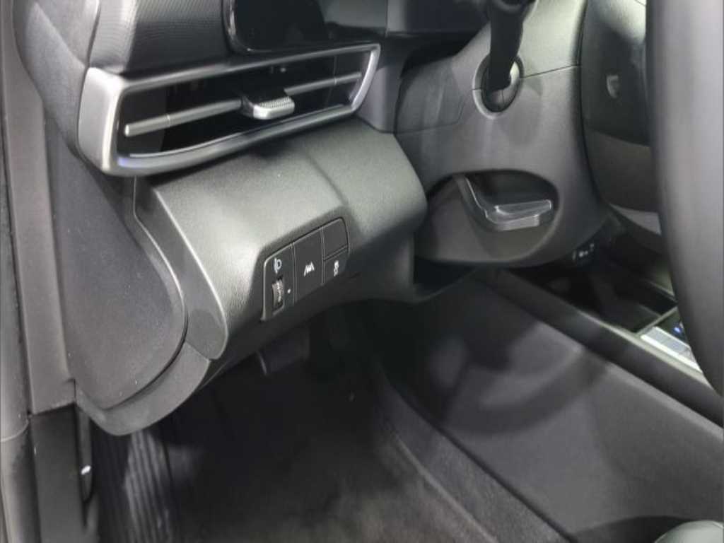 HYUNDAI Avante - Vista 2