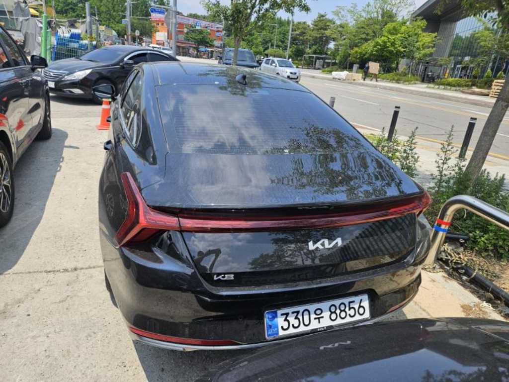 KIA K8 - Vista 3