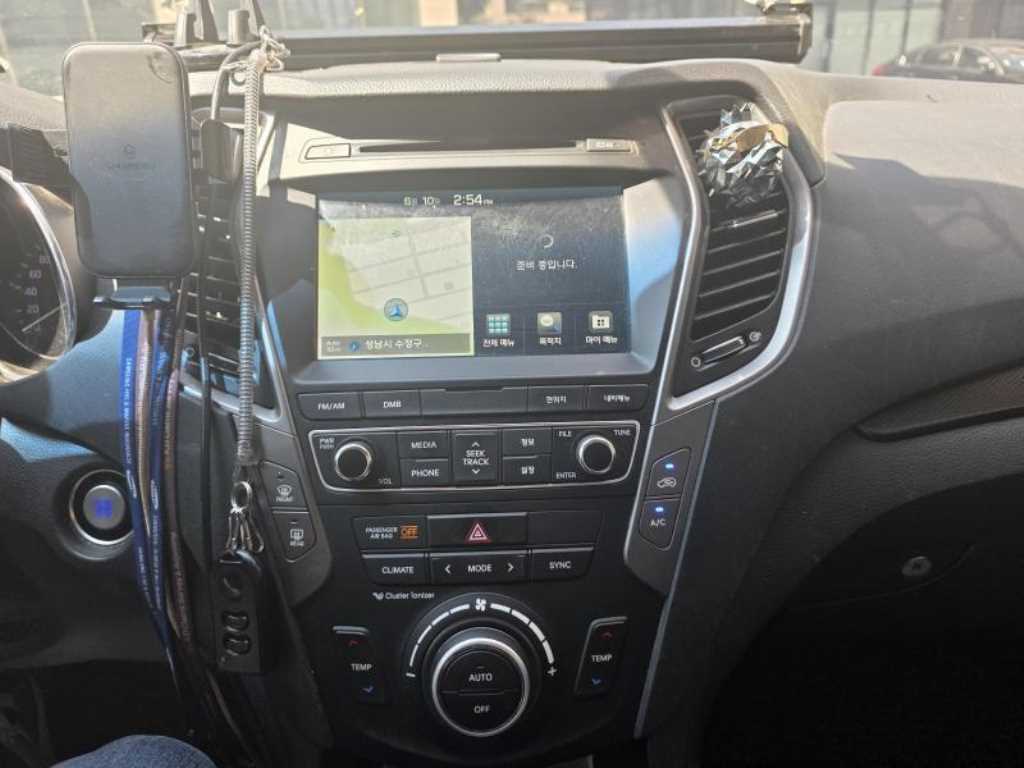 HYUNDAI Santa Fe - Vista 8
