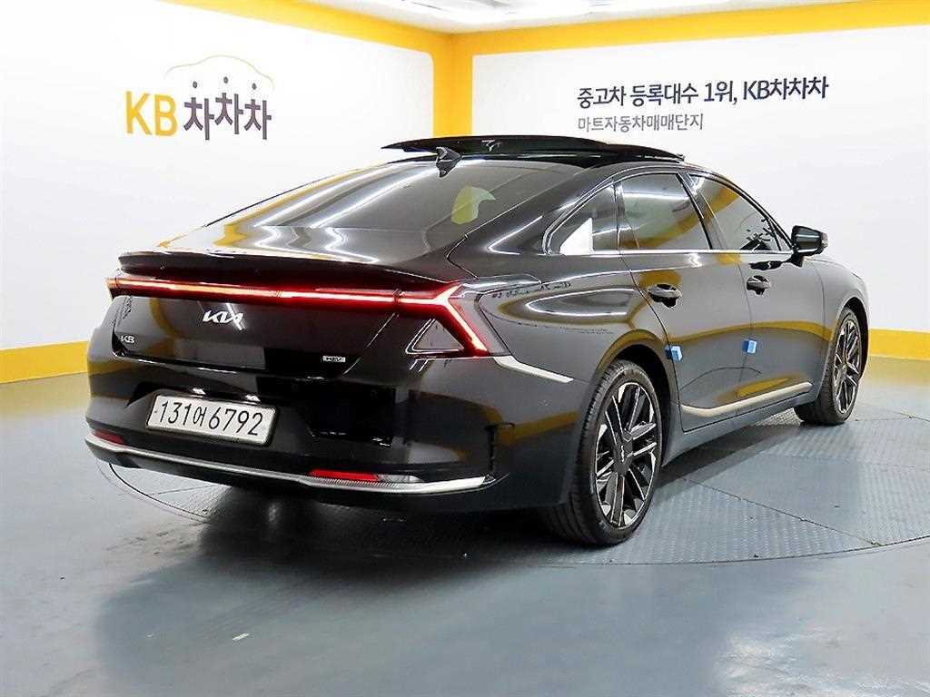 KIA K8 - Vista 4