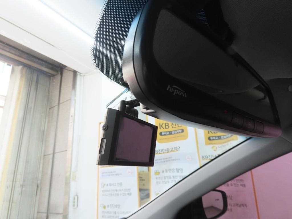 HYUNDAI Avante - Vista 11