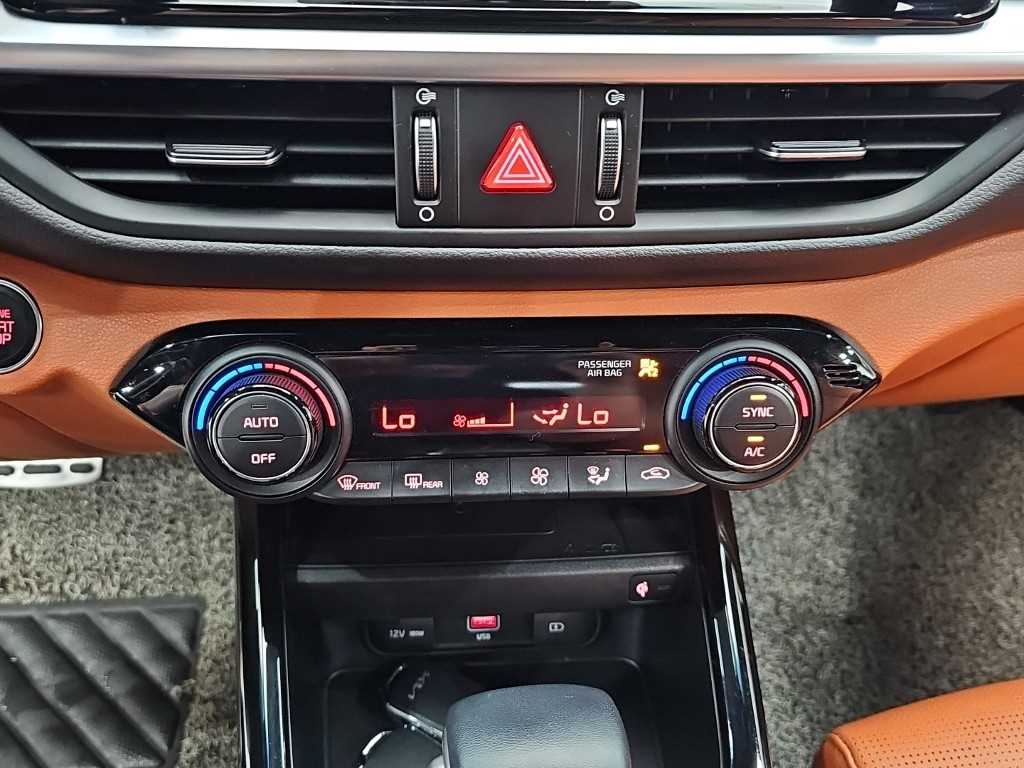 KIA K3 - Vista 10