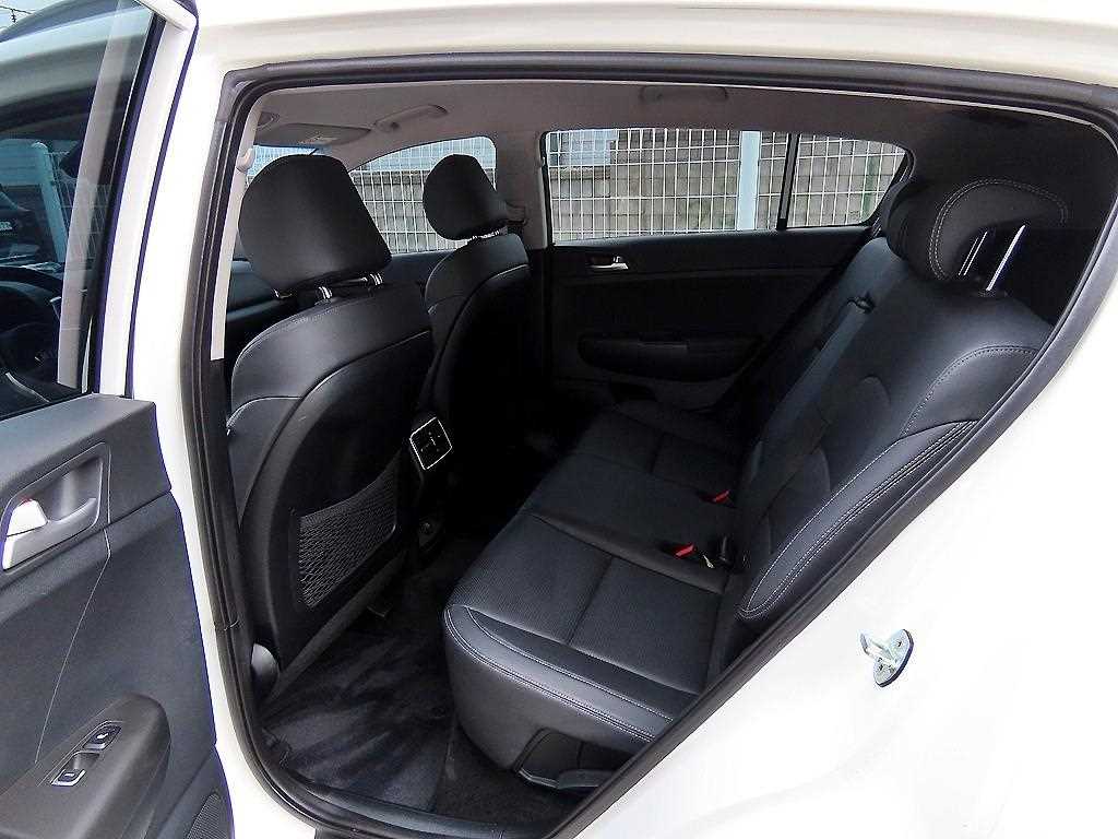 KIA Sportage - Vista 6