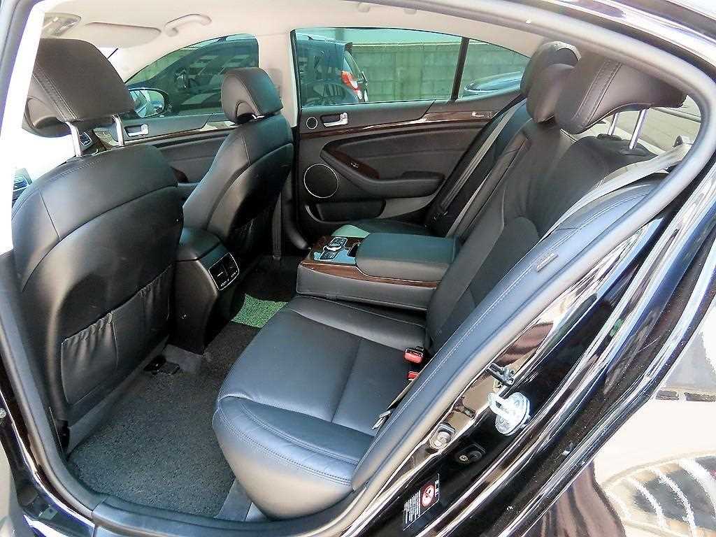 KIA K7 - Vista 6