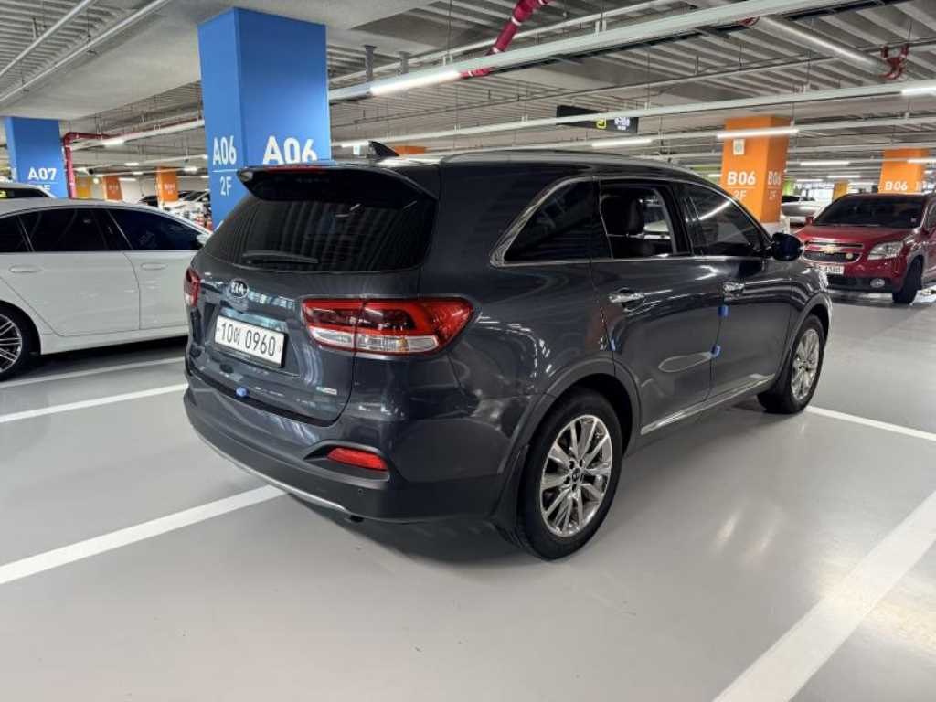 KIA Sorento - Vista 6
