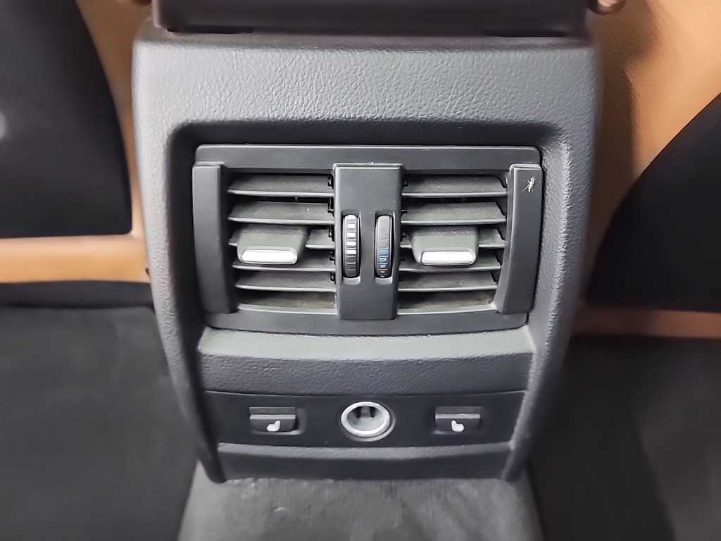 BMW Gran Turismo 2015 Blanco - Importación desde Corea - HF Imports Iquique - Foto 13
