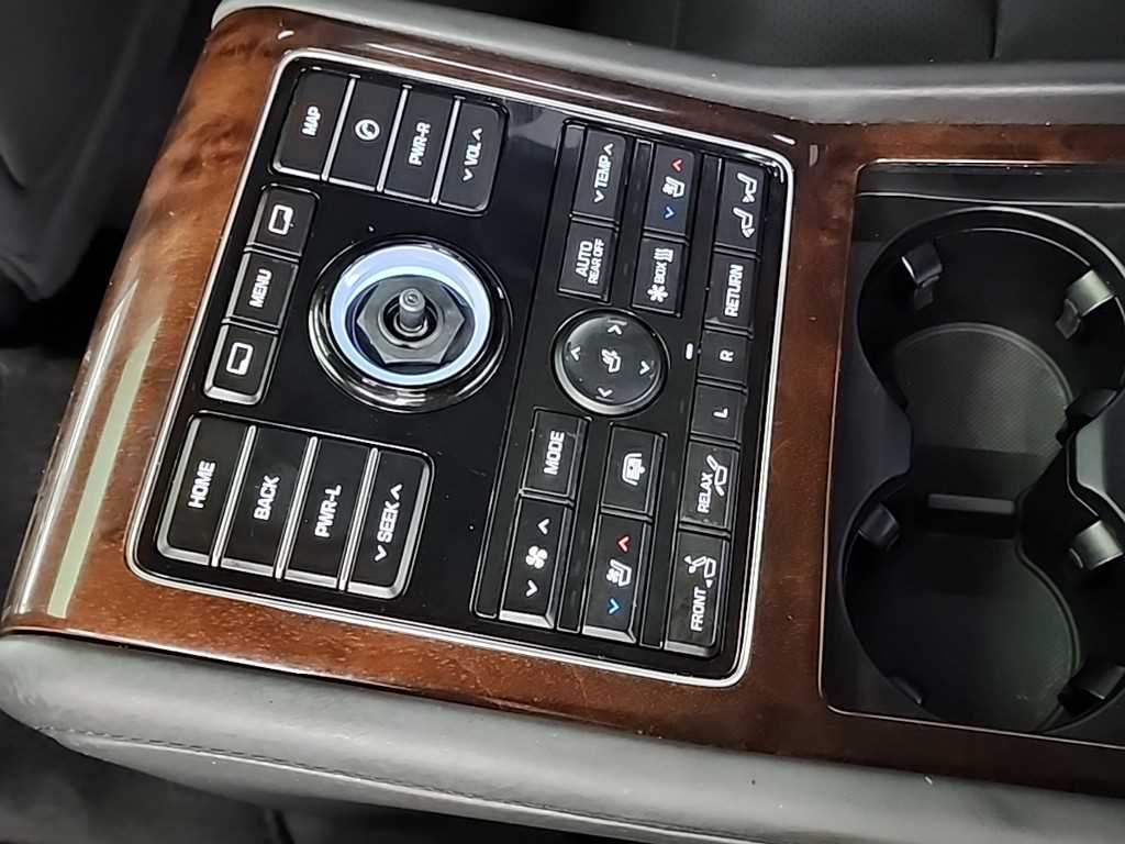 HYUNDAI Equus 2014 Negro - Importación desde Corea - HF Imports Iquique - Foto 14