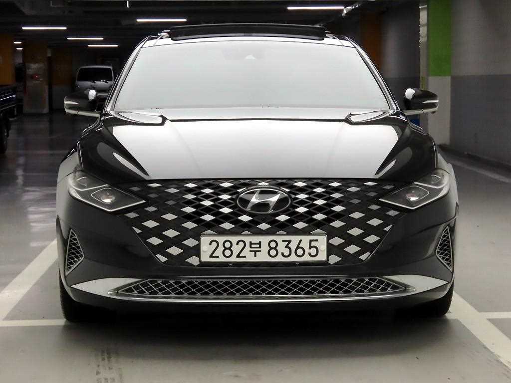 HYUNDAI Grandeur - Vista 2