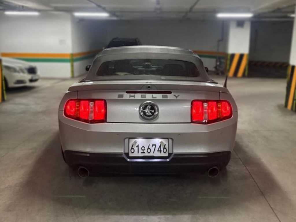 Ford Mustang - Vista 2