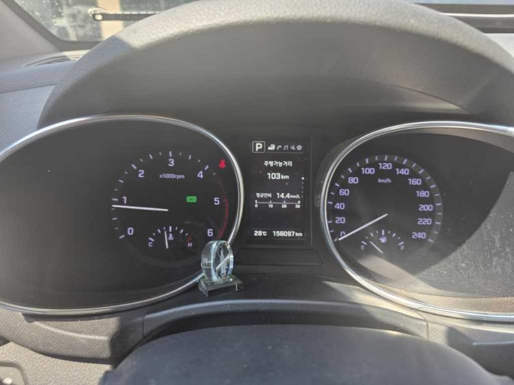 HYUNDAI Santa Fe - Vista 7