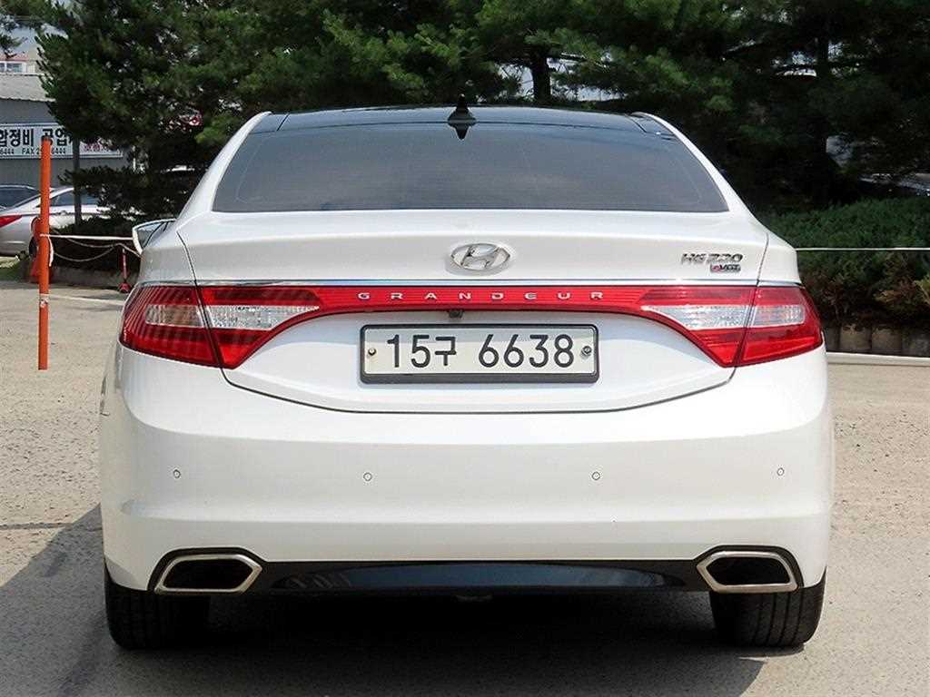 HYUNDAI Grandeur - Vista 4