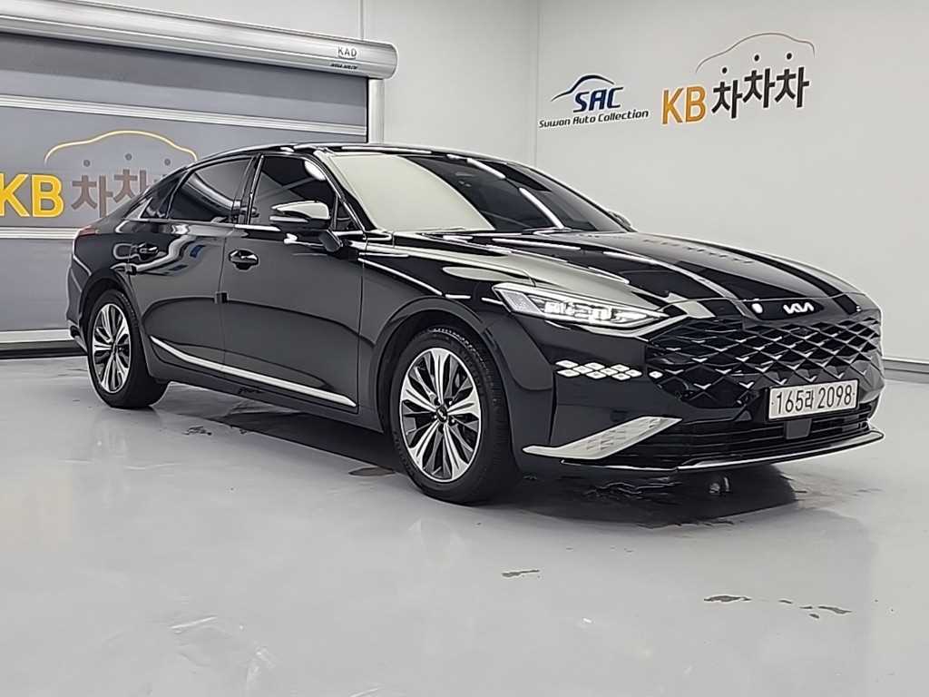 KIA K8 - Vista 5