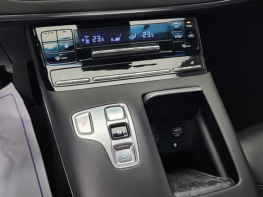 HYUNDAI Grandeur - Vista 8