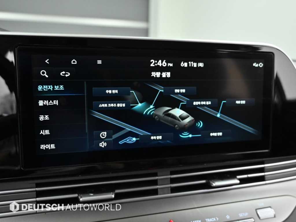 HYUNDAI Grandeur - Vista 11