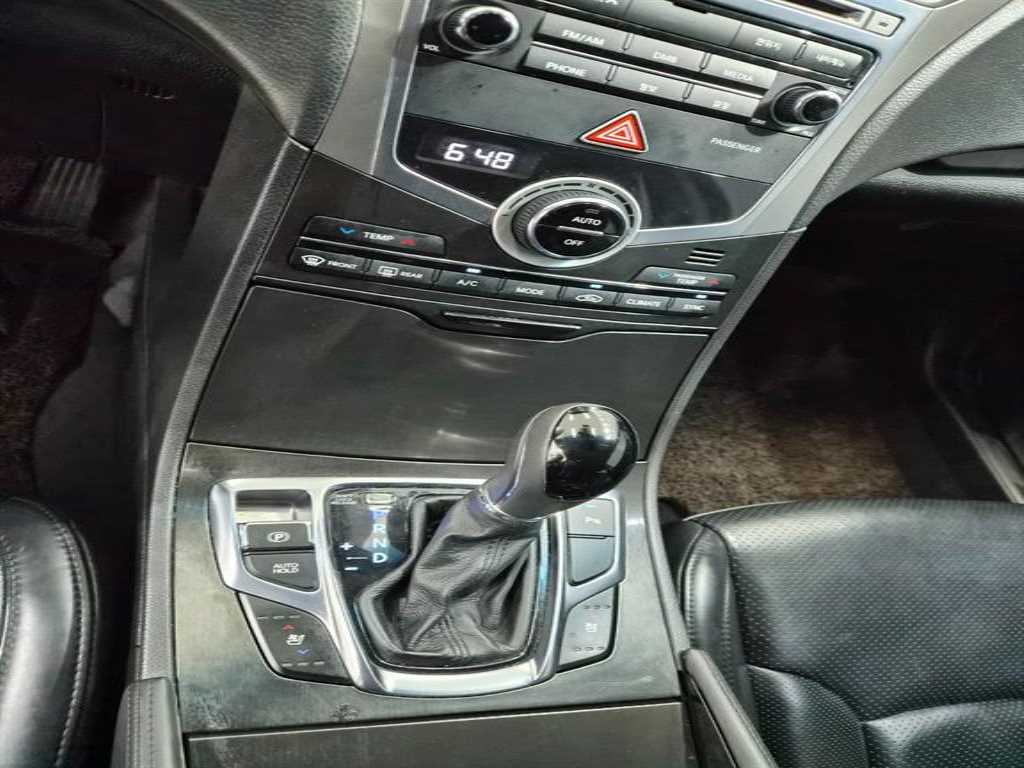 HYUNDAI Grandeur 2017 Negro - Importación desde Corea - HF Imports Iquique - Foto 15