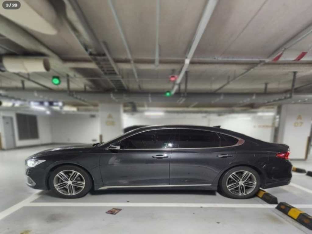 HYUNDAI Grandeur - Vista 3