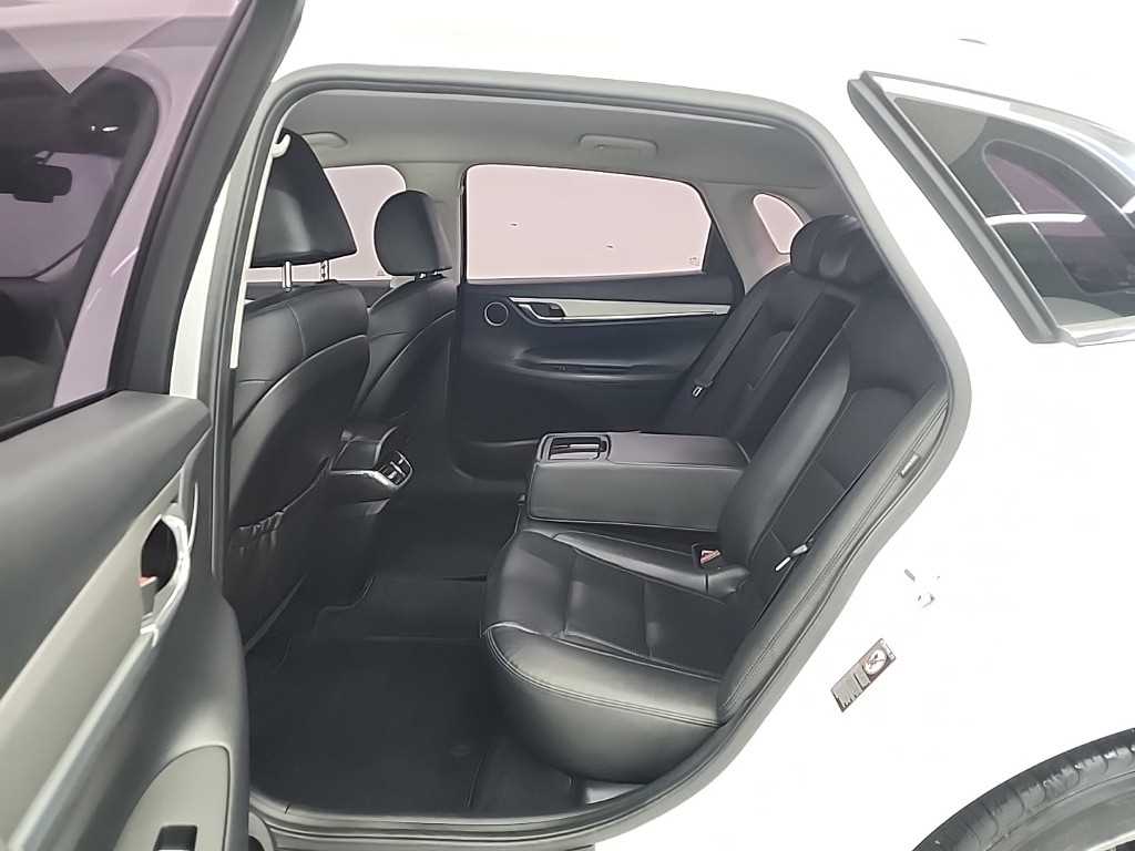 HYUNDAI Grandeur - Vista 12