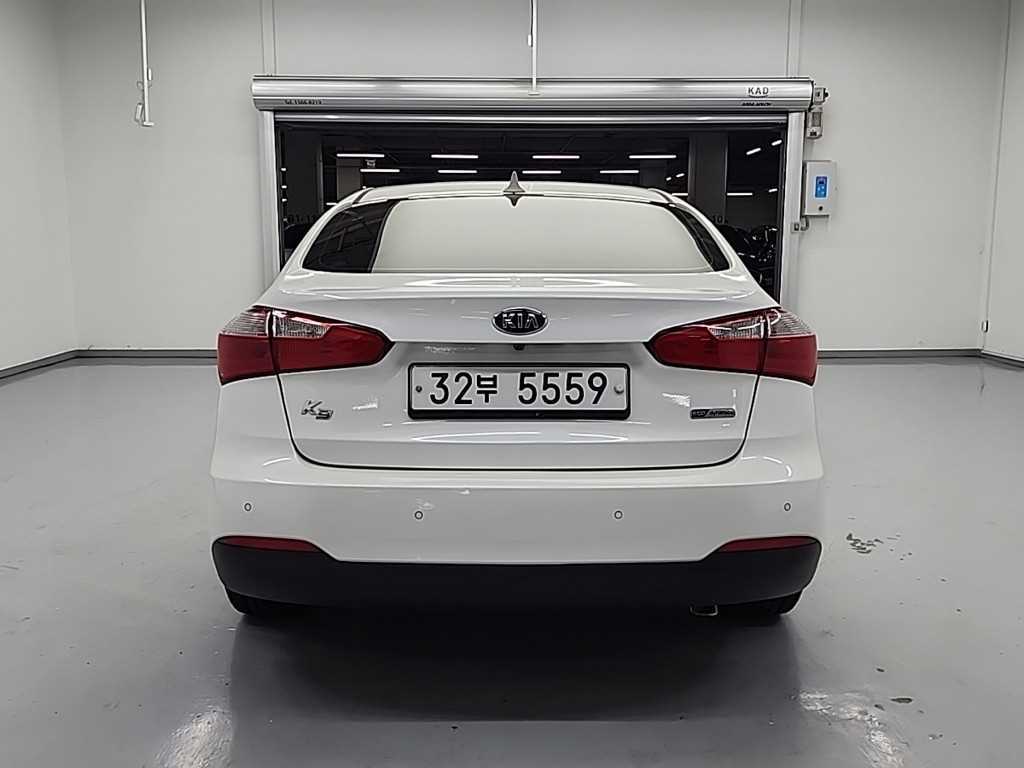KIA K3 - Vista 3