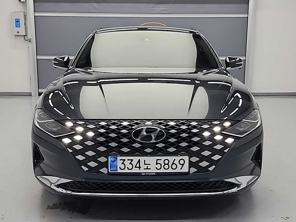 HYUNDAI Grandeur - Vista 2