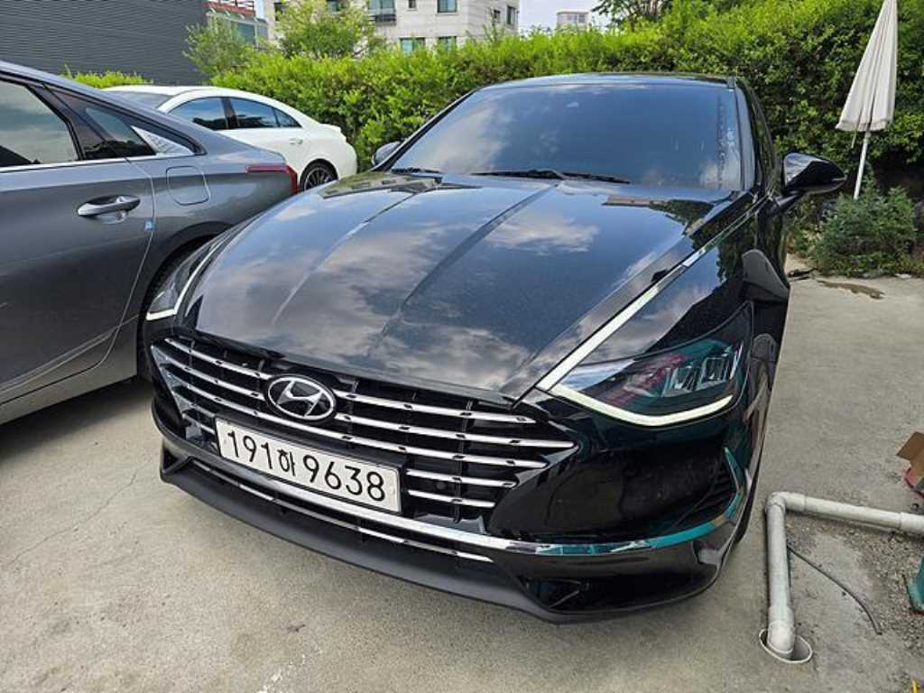 HYUNDAI Sonata - Vista 2