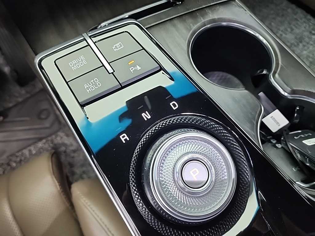 KIA K8 - Vista 8