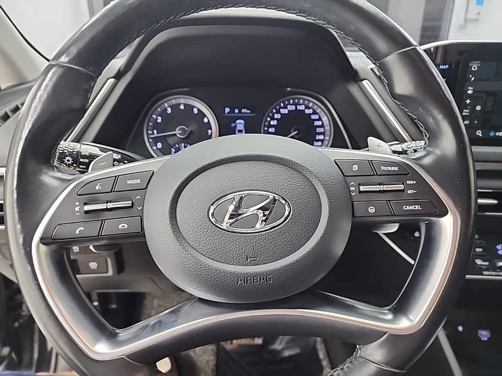 HYUNDAI Sonata - Vista 9