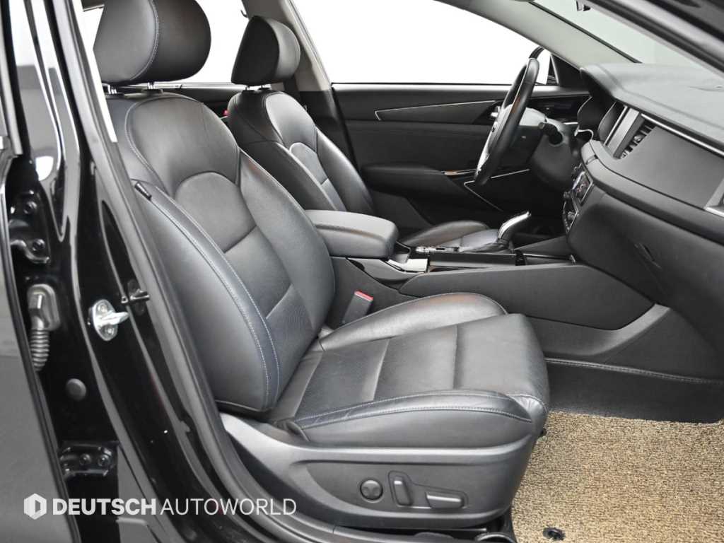 KIA K7 - Vista 12