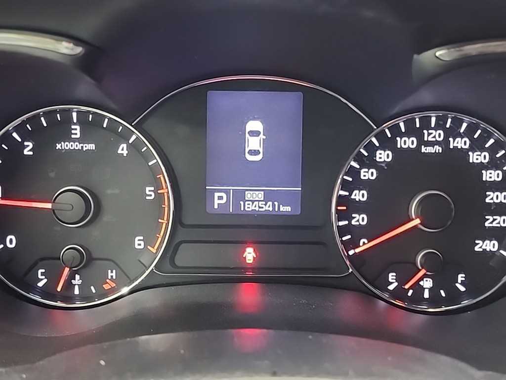 KIA K3 - Vista 8