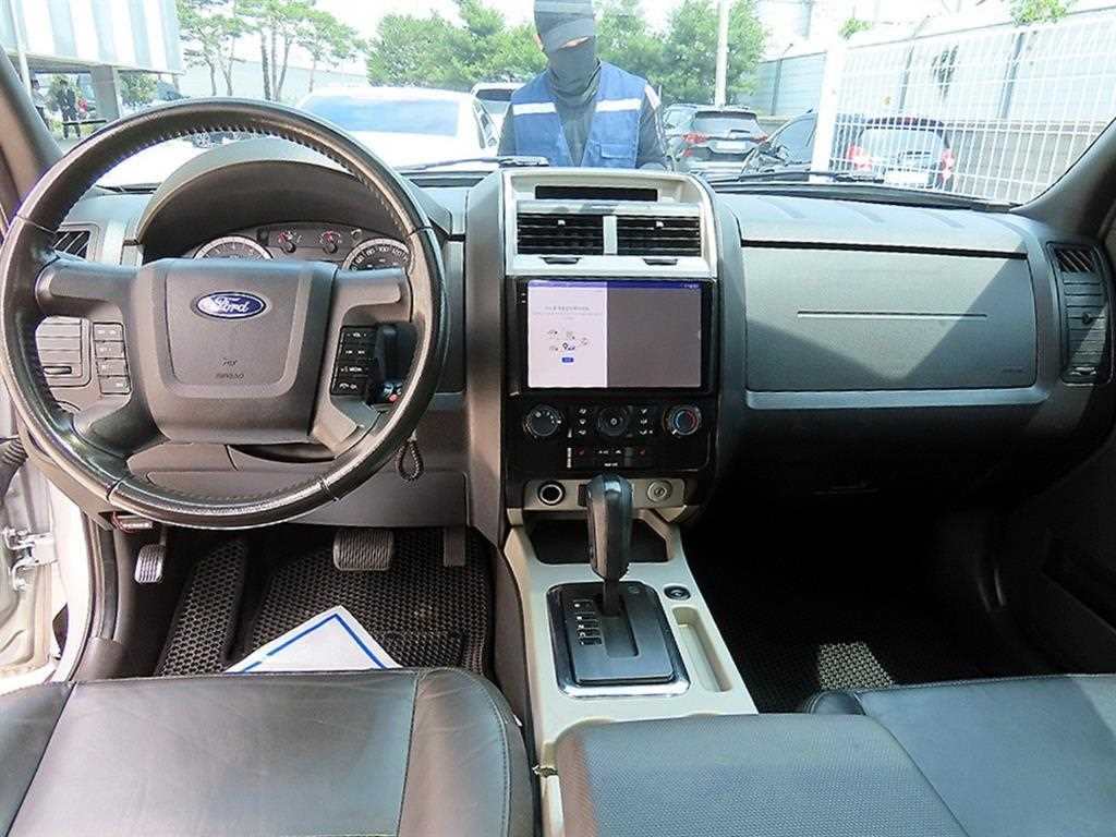 Ford Escape - Vista 7