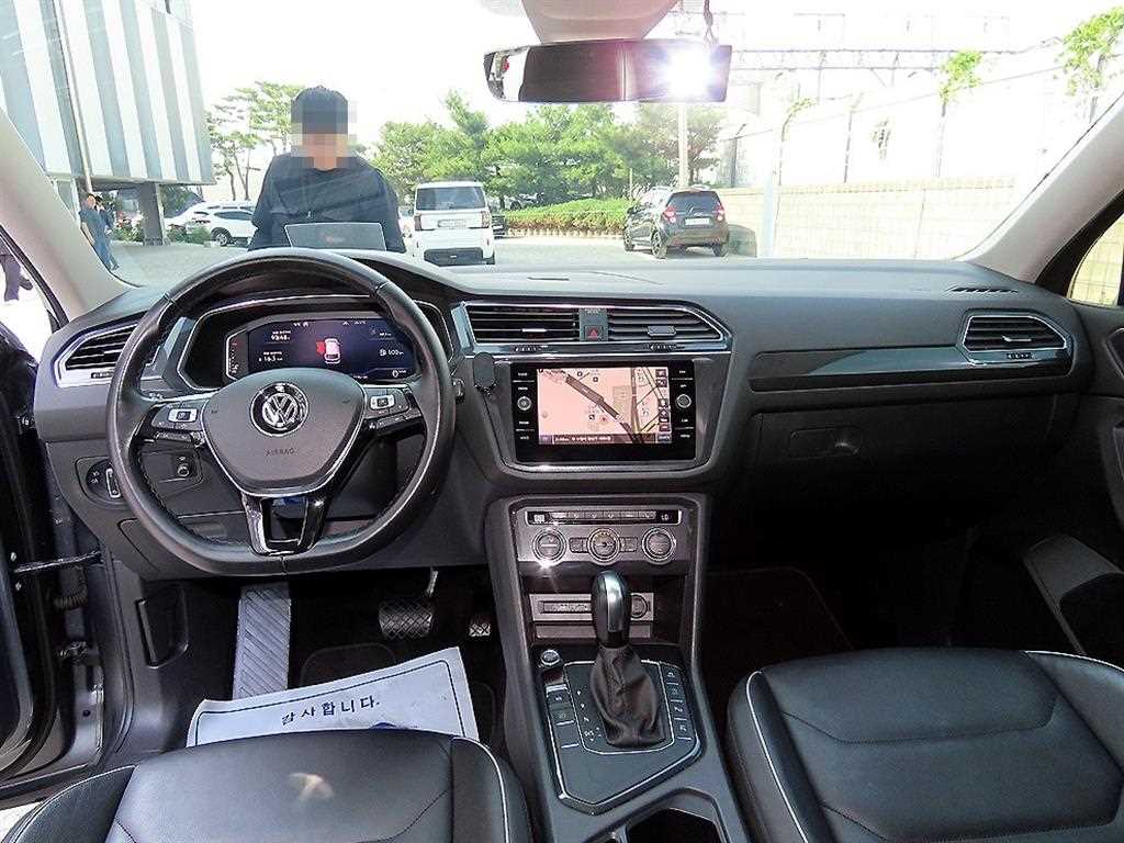 Volkswagen Tiguan - Vista 7