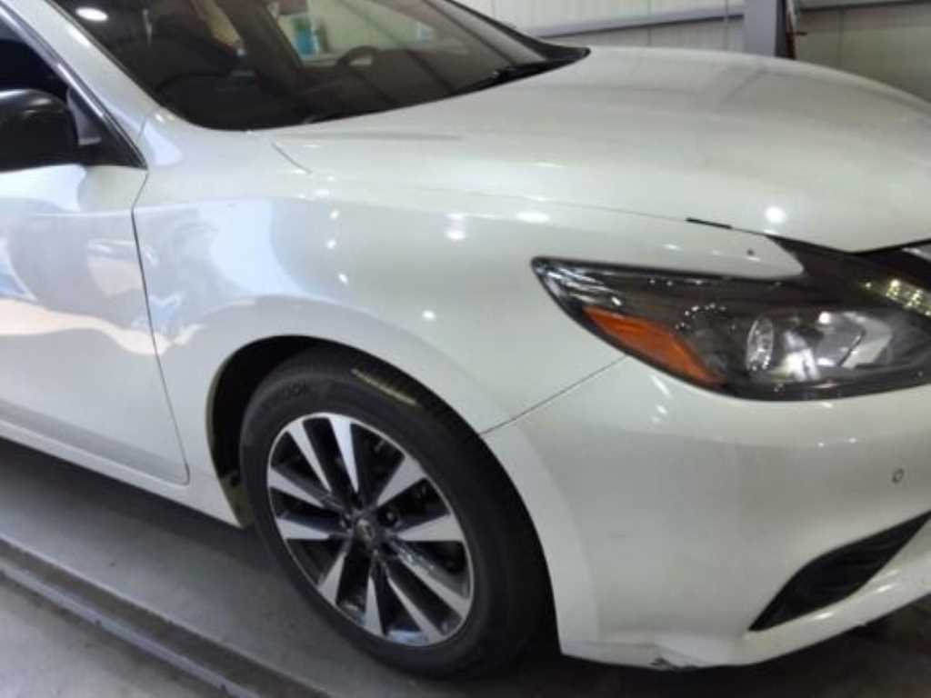 Nissan Altima - Vista 2