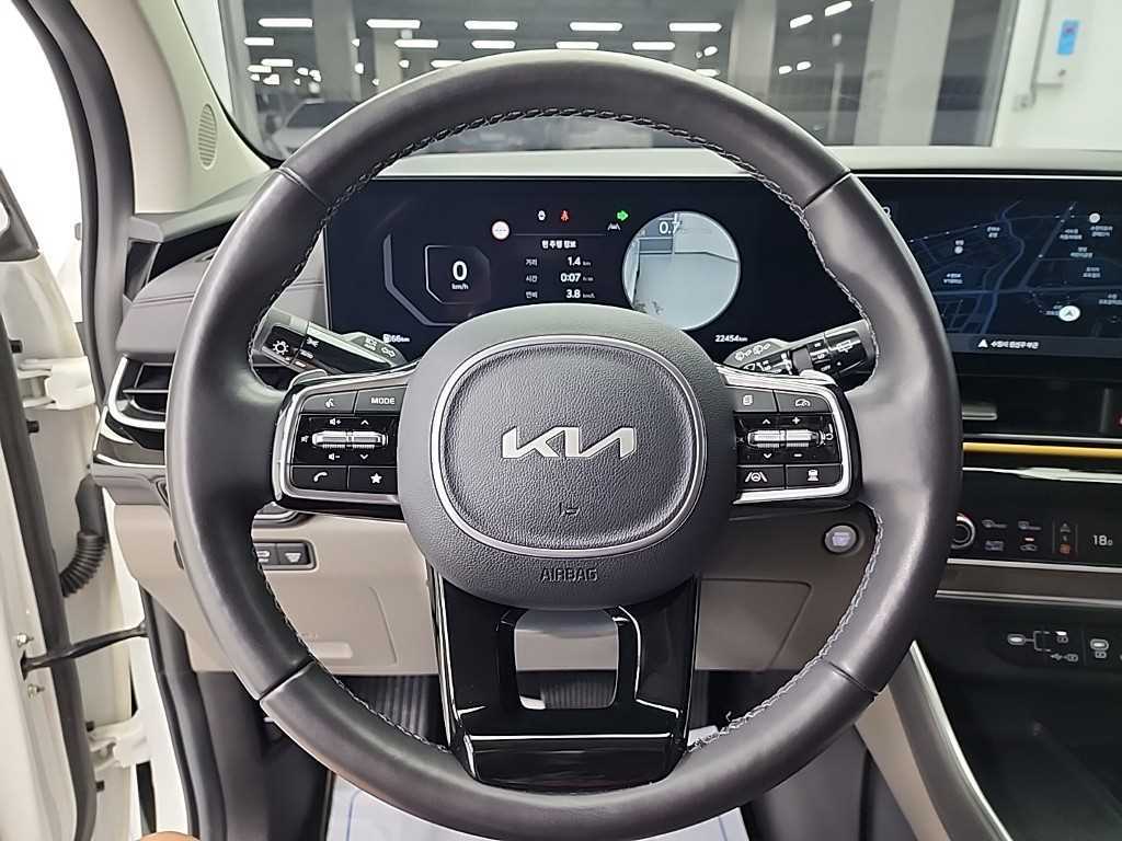 KIA Carnival - Vista 11