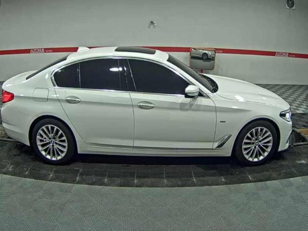 BMW 5 Series - Vista 2