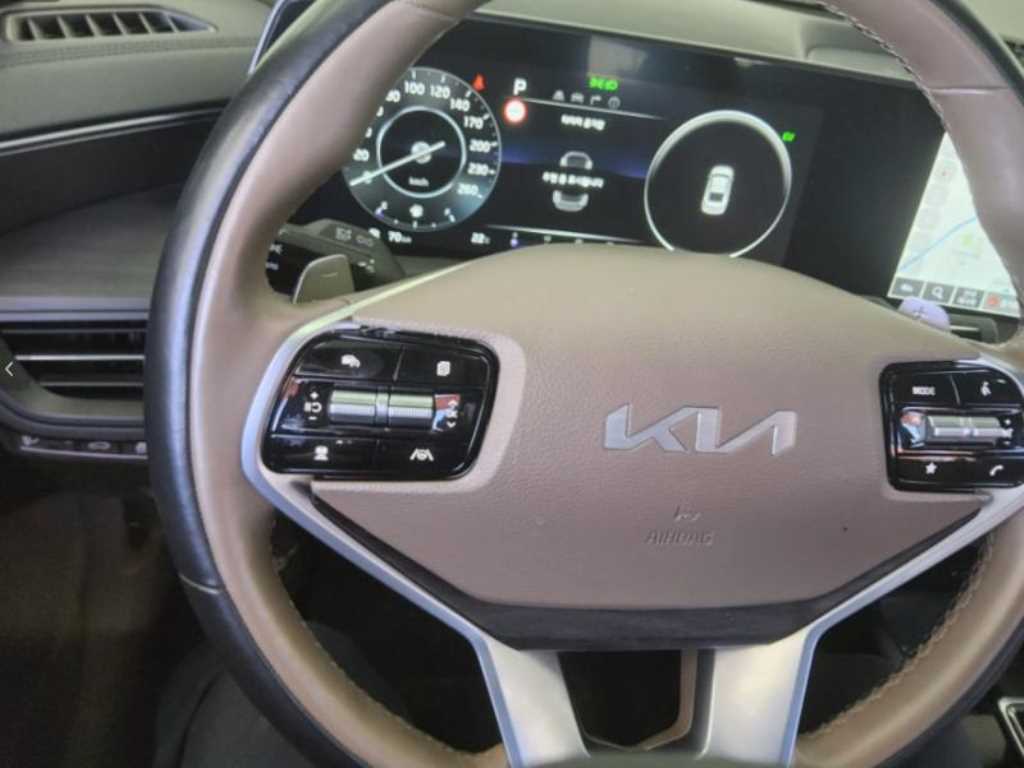 KIA K8 - Vista 10