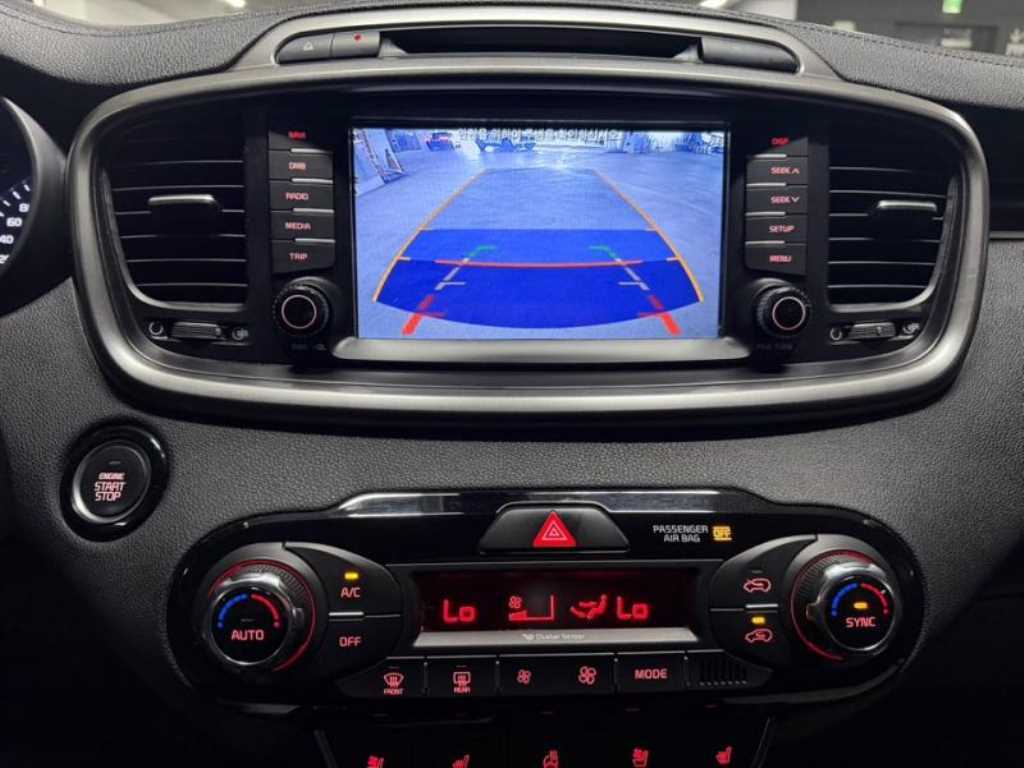 KIA Sorento - Vista 10