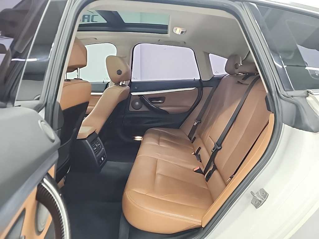 BMW Gran Turismo - Vista 12