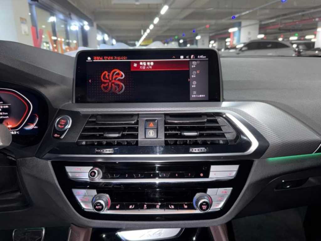 BMW X4 - Vista 9