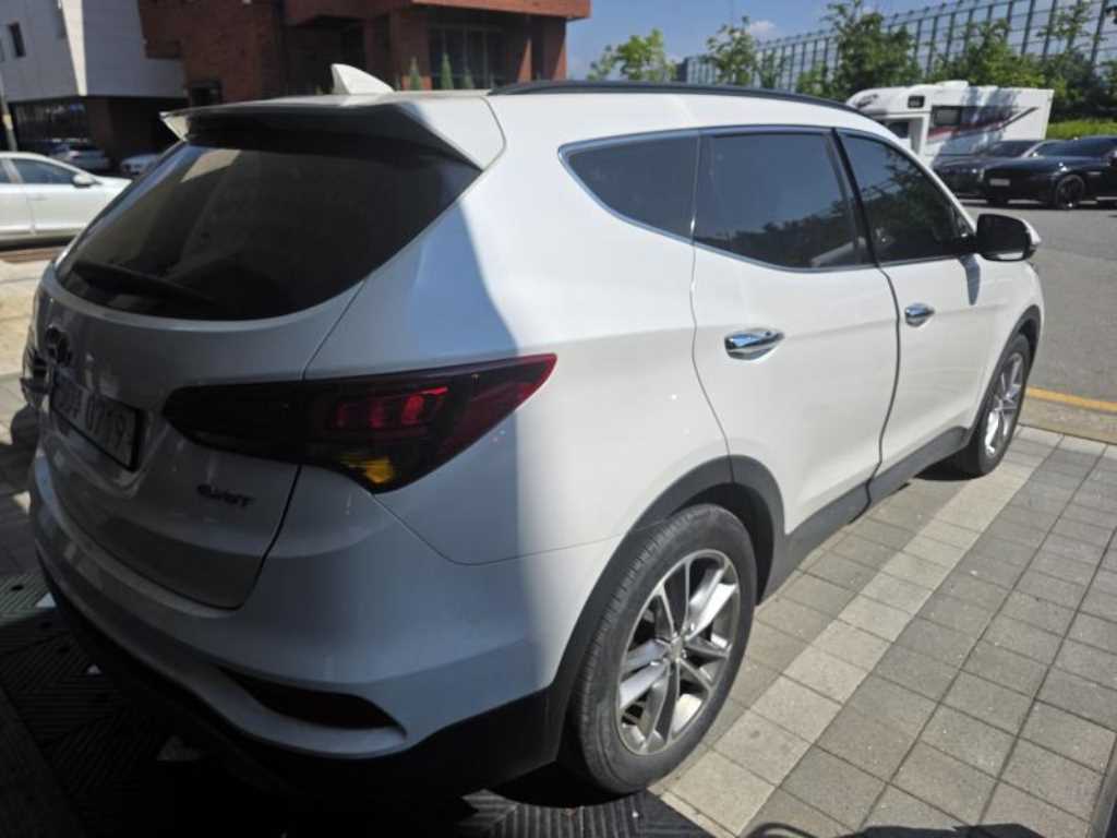 HYUNDAI Santa Fe - Vista 6