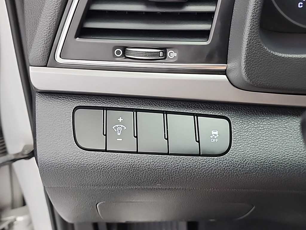 HYUNDAI Avante 2017 - Importación desde Corea - HF Imports Iquique - Foto 17