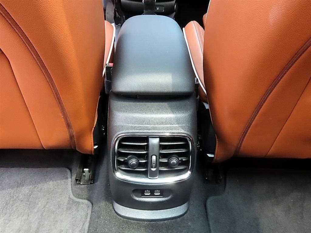 Mini Clubman 2022 Rojo - Importación desde Corea - HF Imports Iquique - Foto 16