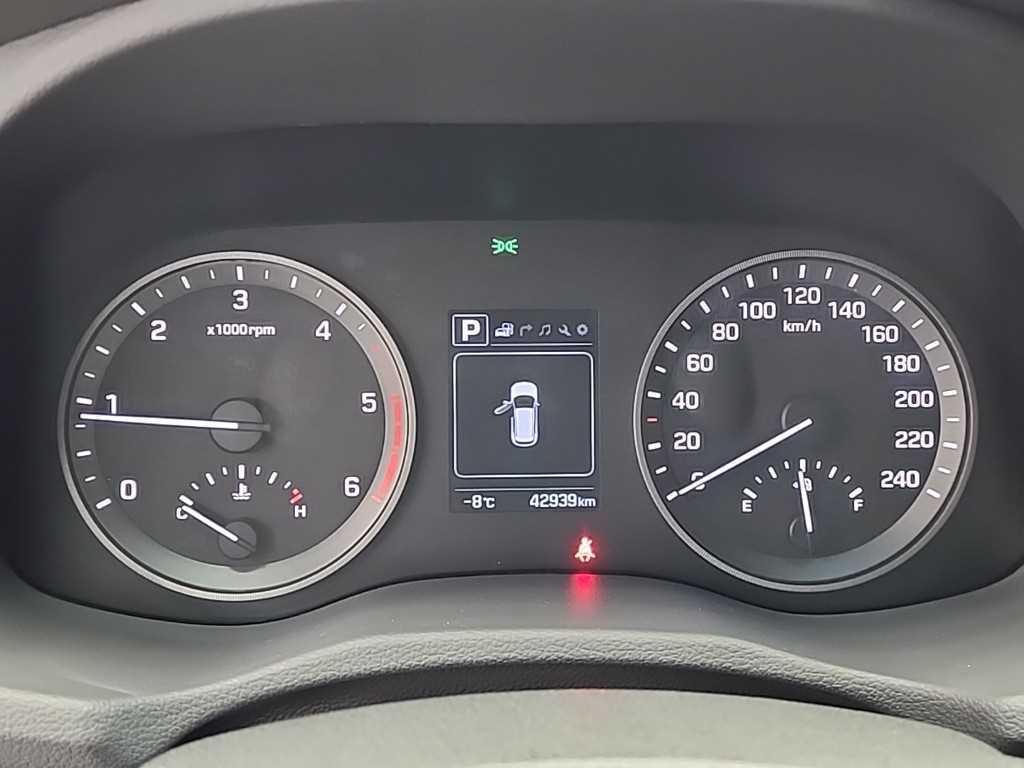 HYUNDAI Tucson - Vista 8